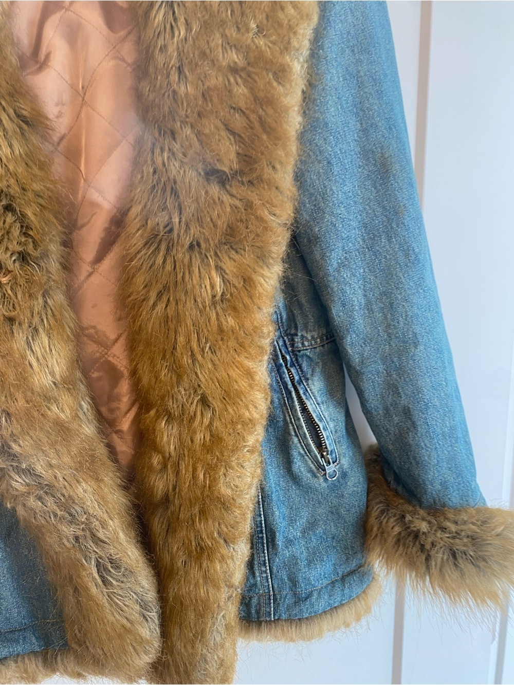 Vintage Y2K Denim Jacket with Brown Faux-Fur Trim - Picture 2 of 13